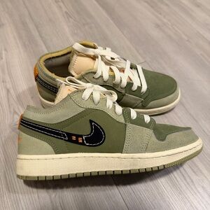 Nike Air Jordan 1 Low SE Craft